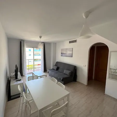 Apartamento Mc 3 شقة نيرخا